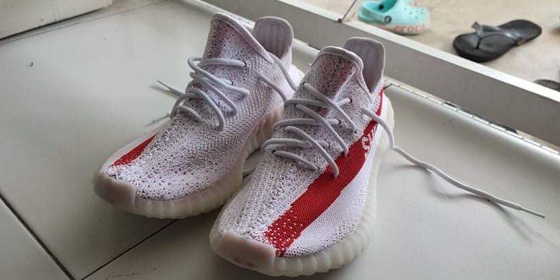 Adidas yeezy supreme outlet price