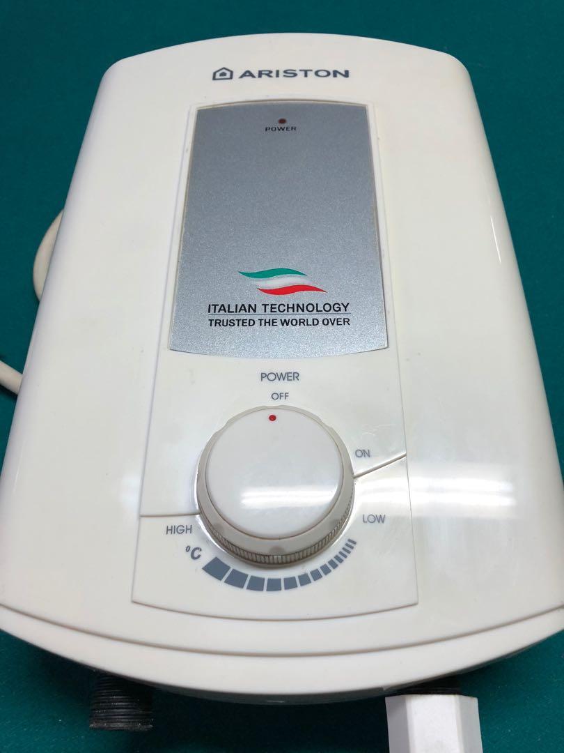 Ariston Singlepoint Water Heater 3.5kw (Wilcon Depot Price PHP6,500++), TV & Home Appliances