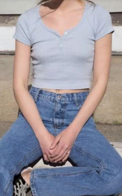 Brandy Melville Blue Zelly Top Women S Fashion Tops Blouses On Carousell