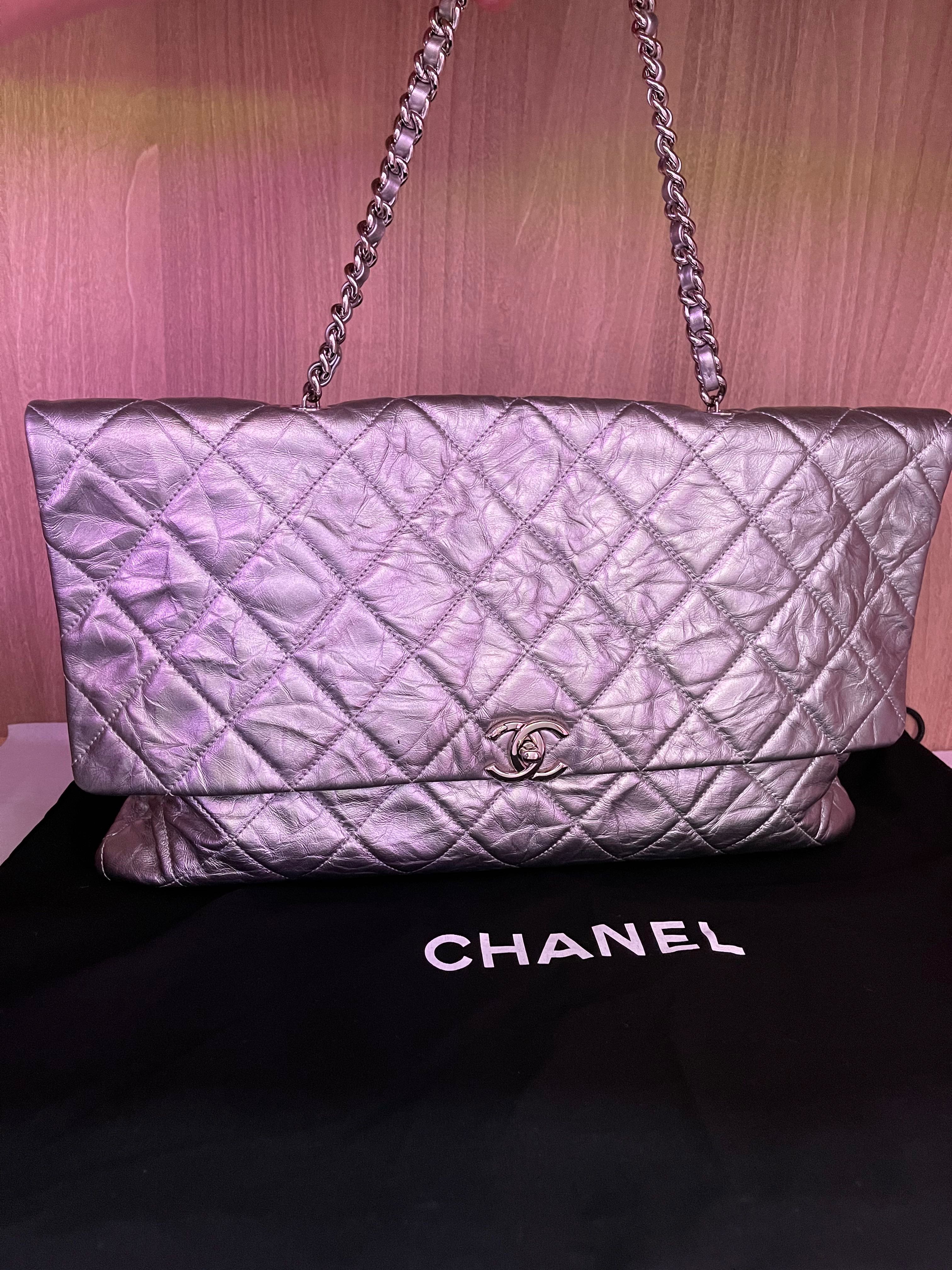 chanel shoulder bag white