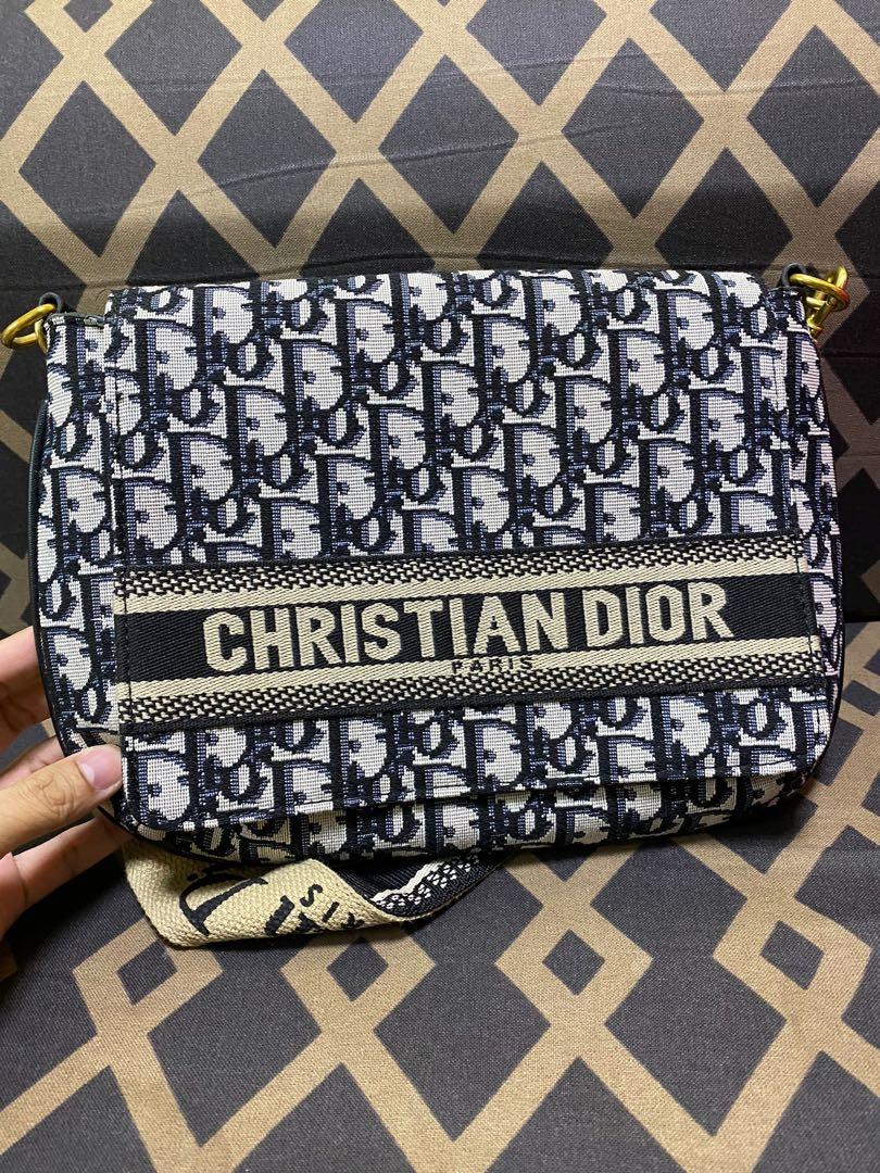 Christian dior 2025 sling bags price