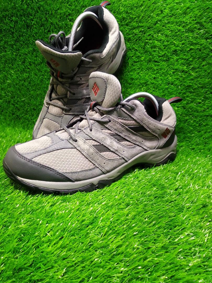 COLUMBIA TECHLITE HIKING SHOES Men s Fashion Footwear Sneakers