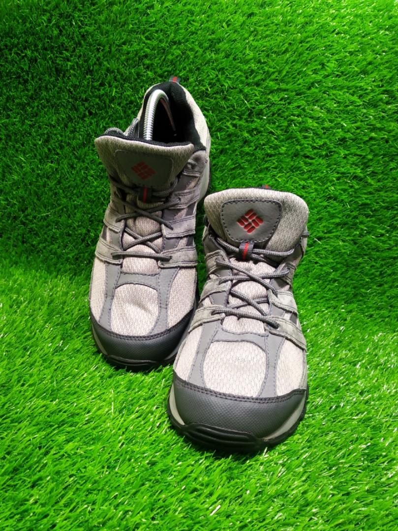 COLUMBIA TECHLITE HIKING SHOES Men s Fashion Footwear Sneakers