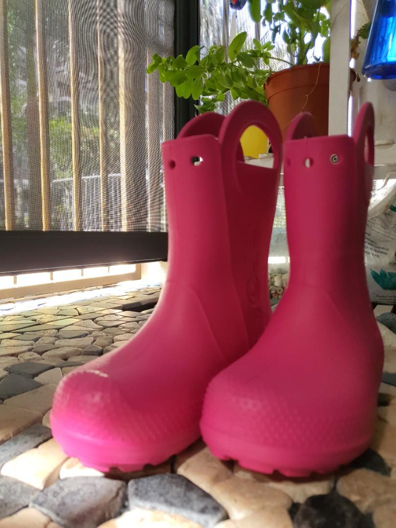 Girls crocs clearance boots