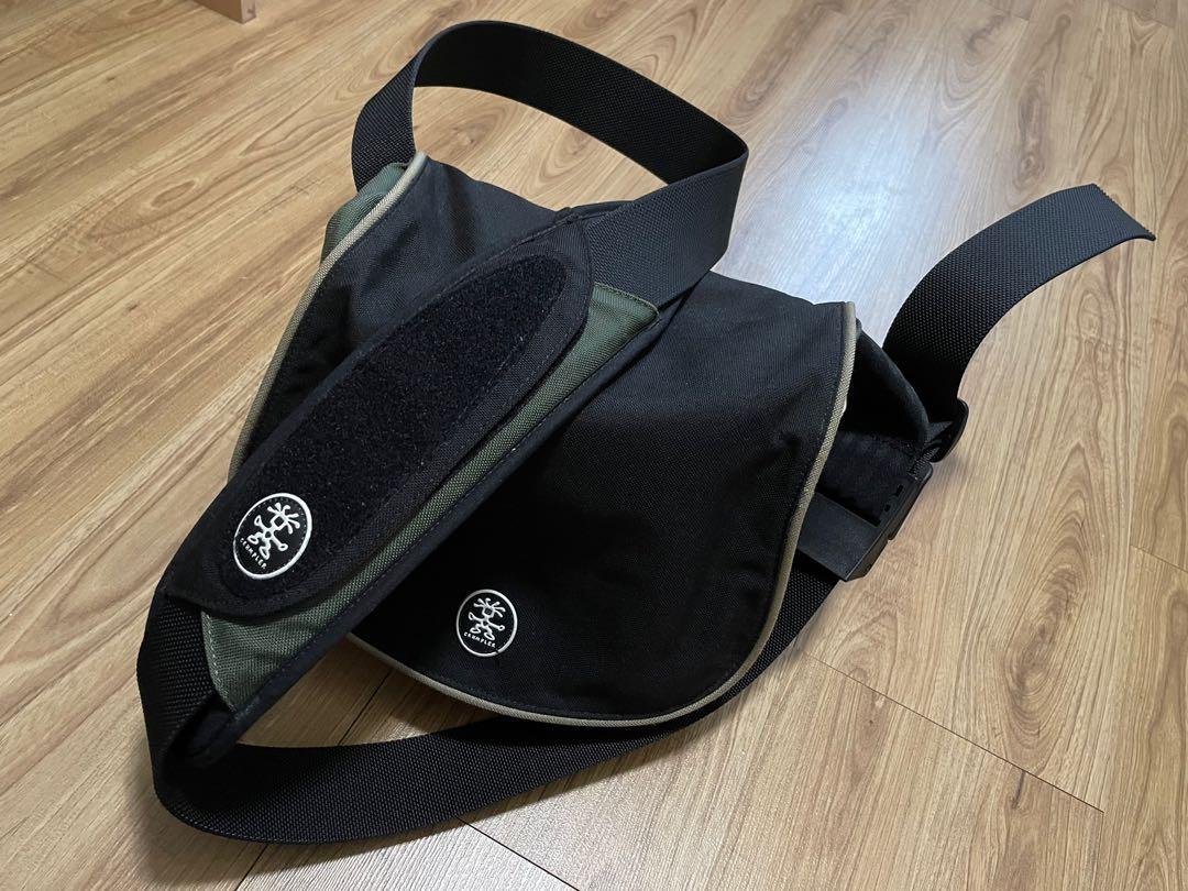 Crumpler Budgie Smuggler Shoulder Camera Bag Photography