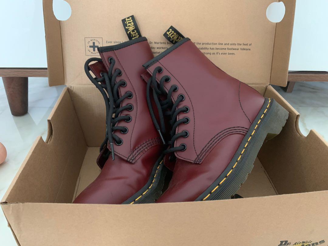 Red leather discount dr martens