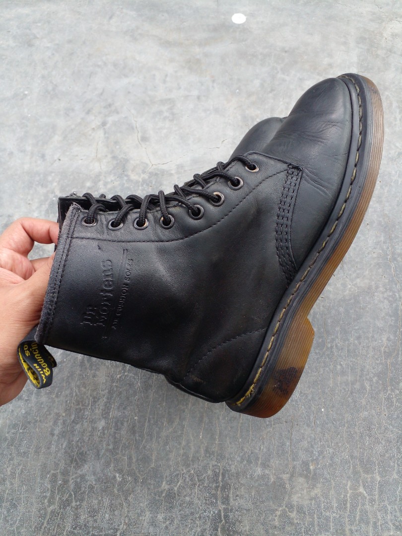 Mens doc martens 146 best sale