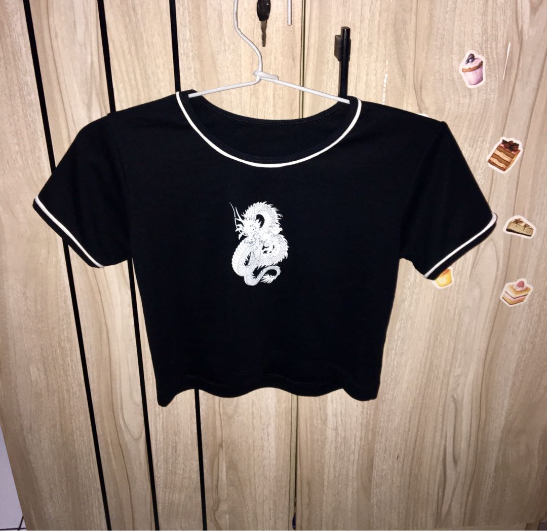 Dragon crop top bershka h\u0026m pull\u0026bear 