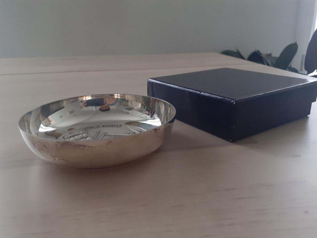 French Naval Academy Silver Bowl/Dish (Category: Dinnerware & Cutlery) located in Paranaque City. Submitted by donjuan_thegreat (Listing ID 1097345467, Image 3). Description: Item in very good vintage condition Purchased in Paris Souvenir dish/bowl from military naval school in France With marking: Metal Argente (Silver in French) Material: Silver Comes with box Dimensions: Diameter 10.9 cm H 2.5 cm For pick-up in UPS 5 Paranaque or can ship at b