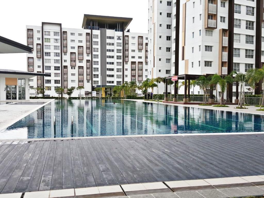 Fully Furnished Corner Unit Renovated Seri Mutiara Apartment Setia Alam Property For Sale On Carousell