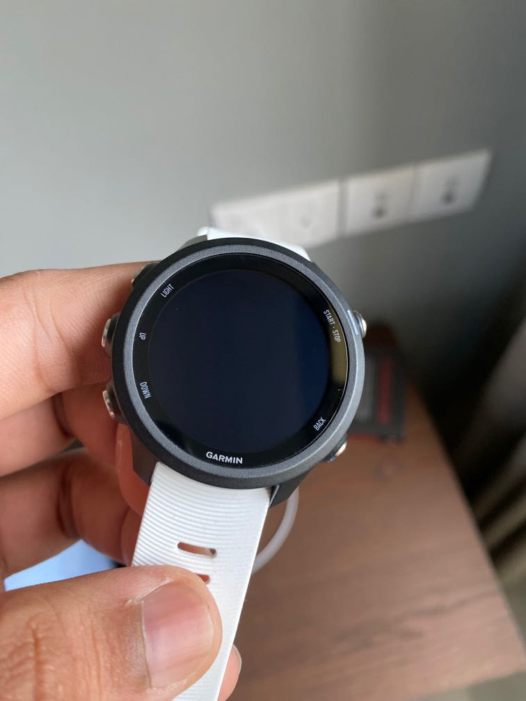 Garmin 245 non on sale music