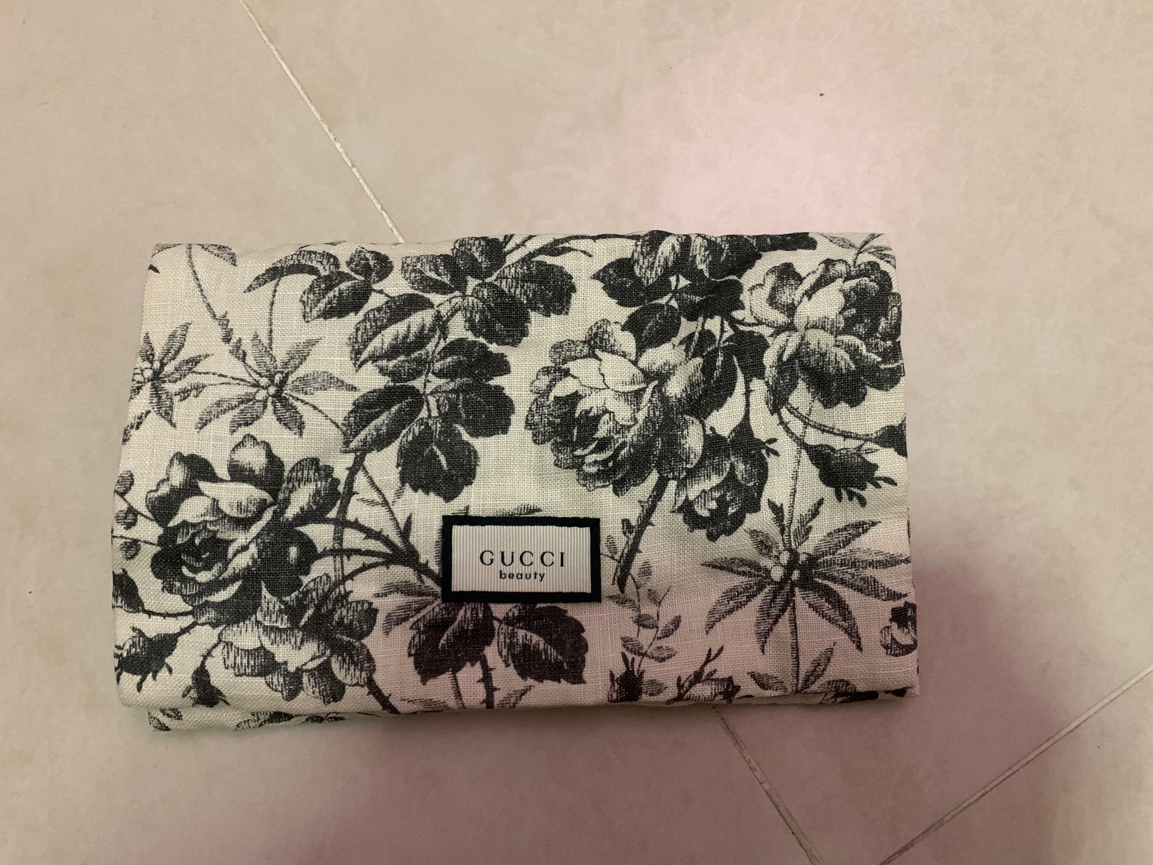Genuine Gucci Bloom Y3 Pouch Women s Fashion Bags Wallets