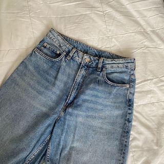 (Category: ) located in . Submitted by achhs (Listing ID 1097209341, Image 1). Description: .