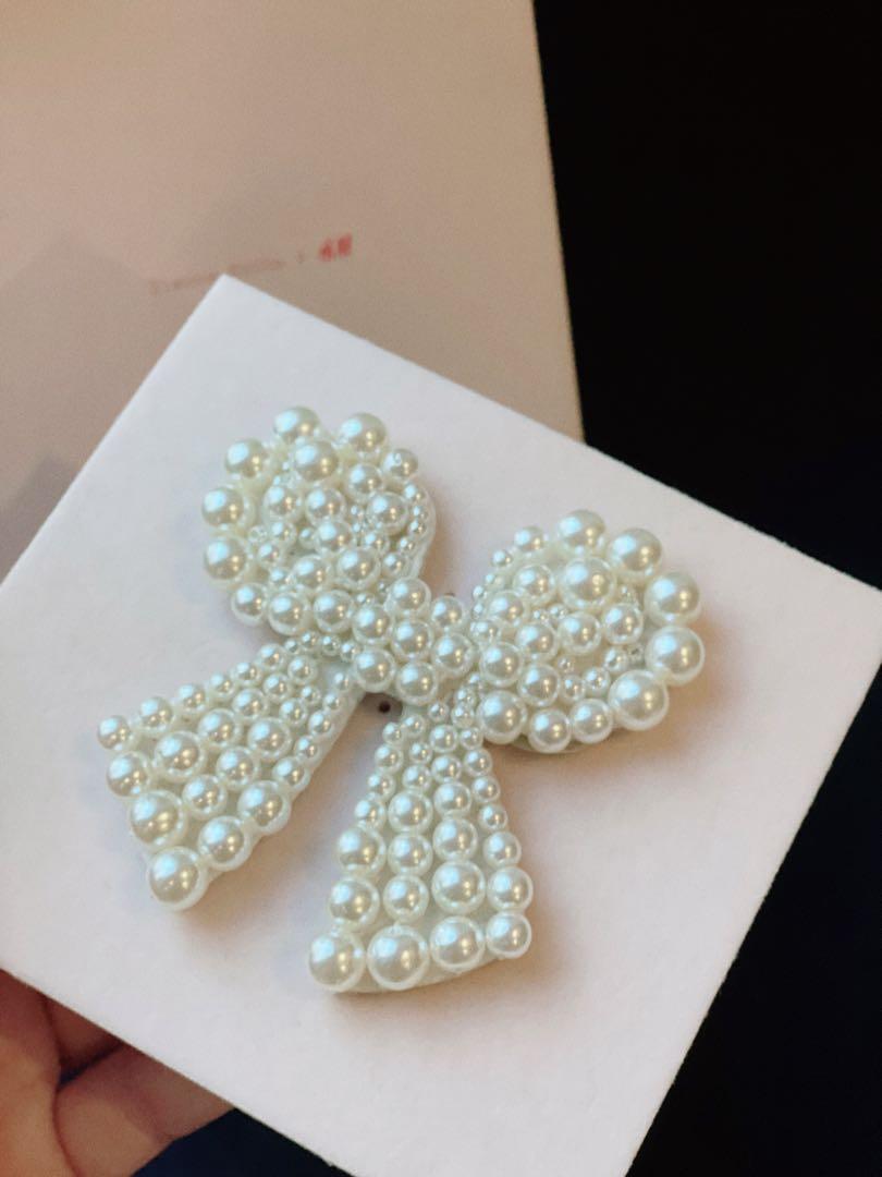 Simone store rocha brooch