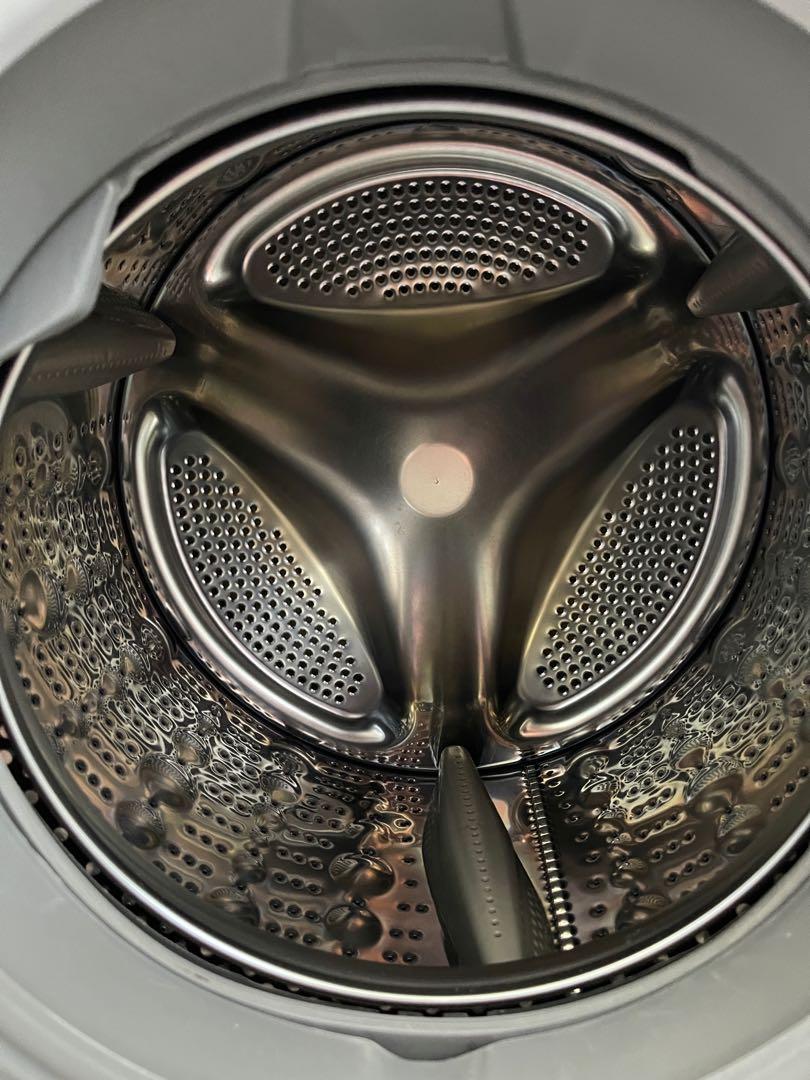 LG 7kg front load 3 ticks washing machine, TV & Home Appliances