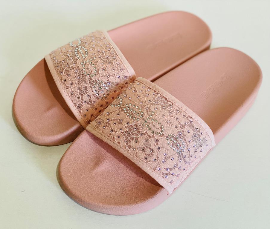 New Bebe Flirtie Blush Pink Rhinestone Slip On Slides Flip Flops Slippers 7 Or 8 Sale Women S Fashion Footwear Slippers And Slides On Carousell