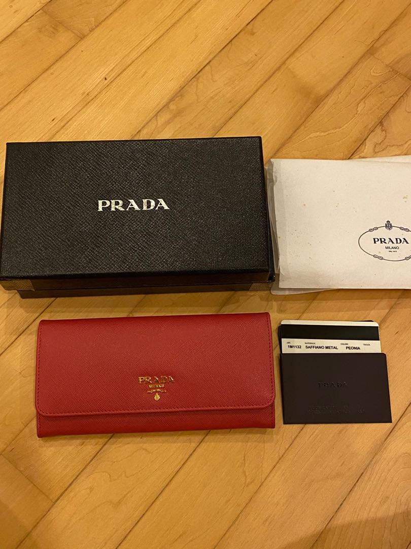 Prada Peonia Saffiano Long wallet, Luxury, Bags & Wallets on Carousell