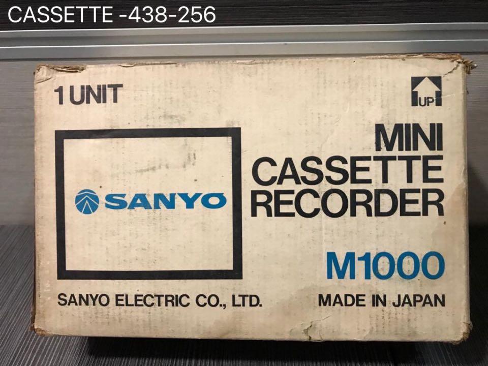 Sanyo mini cassette recorder M1000, Hobbies & Toys, Music & Media