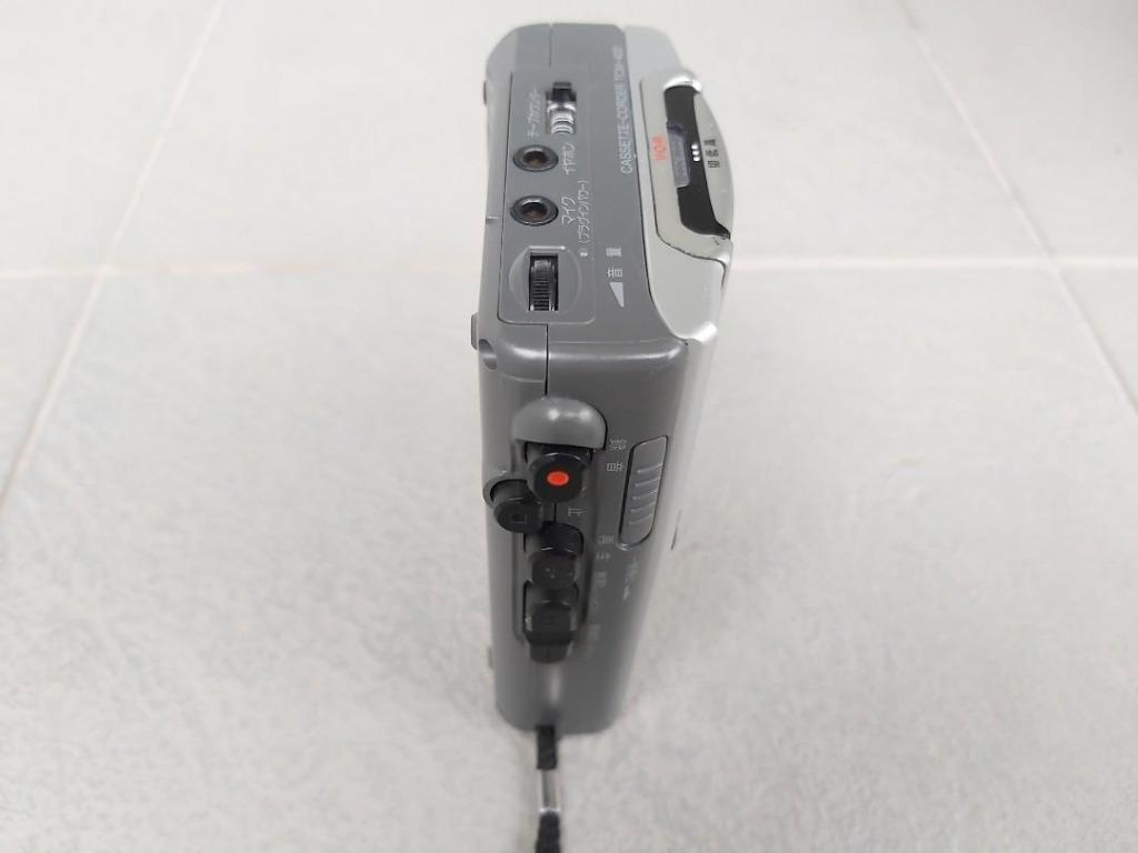 Sony Tcm 400 Walkman Cassette Player Cassette 機卡式機磁帶機錄音機唱帶機懷舊vintage Classic City Pop 音響器材 錄音機 Carousell