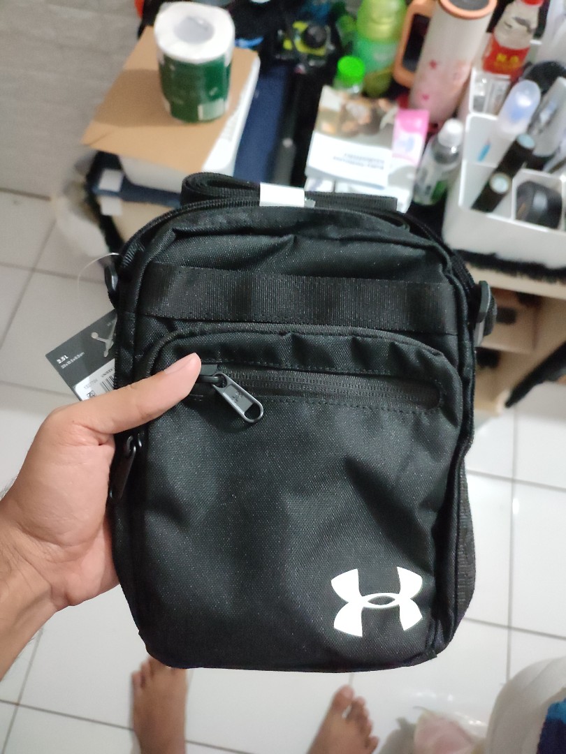 under armour shoulder bag
