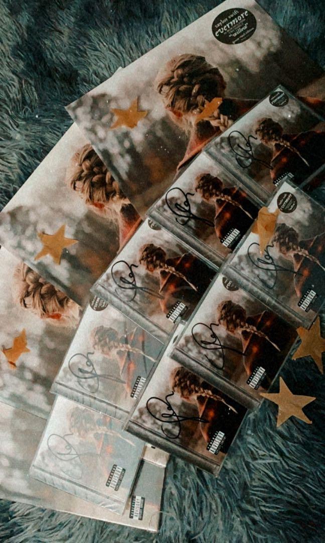 TAYLOR SWIFT EVERMORE VINYL (ON HAND & SEALED) (Category: Vinyls) located in Santa Ana. Submitted by paramorephstore (Listing ID 1097239517, Image 2). Description: Imported, brand new and sealed! LBC SHIPPING ONLY.