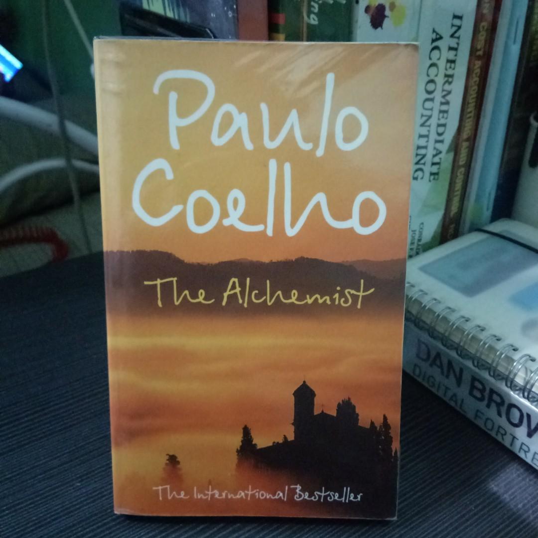 The Alchemist by Paulo Coelho (Category: Storybooks) located in Valenzuela. Submitted by ajdeclutters (Listing ID 1097204896, Image 1). Description: .