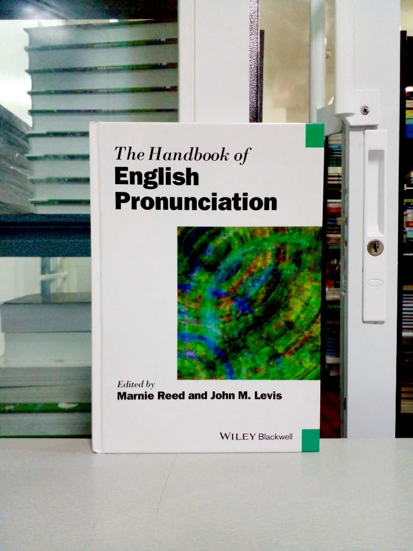 The Handbook of English Pronunciation, Hobbies & Toys, Books & Magazines,  Textbooks on Carousell
