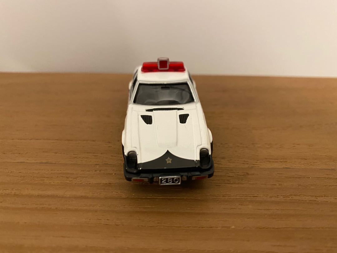 Tomica警車1 61 Nissan Fairlady 280z T No 15 1979 玩具 遊戲類 玩具 Carousell Tomica警車1 61 Nissan Fairlady 280z T No 15 1979 玩具 遊戲類 玩具 Carousell