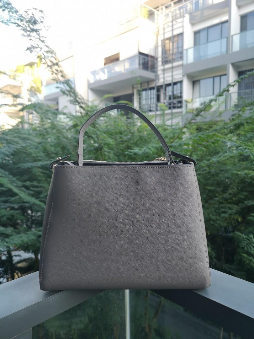 Medium tote hotsell bag zara