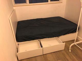 （分類：）位於 。 由 kyspace 提交（商品編號 1097515840，圖片 1）。簡介： 。
