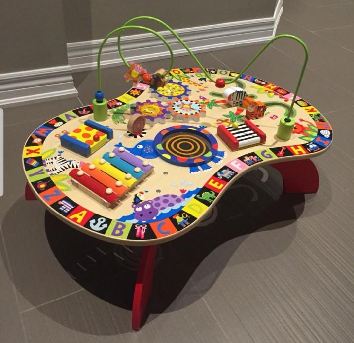 ALEX Jr. Sound and Play Busy Table