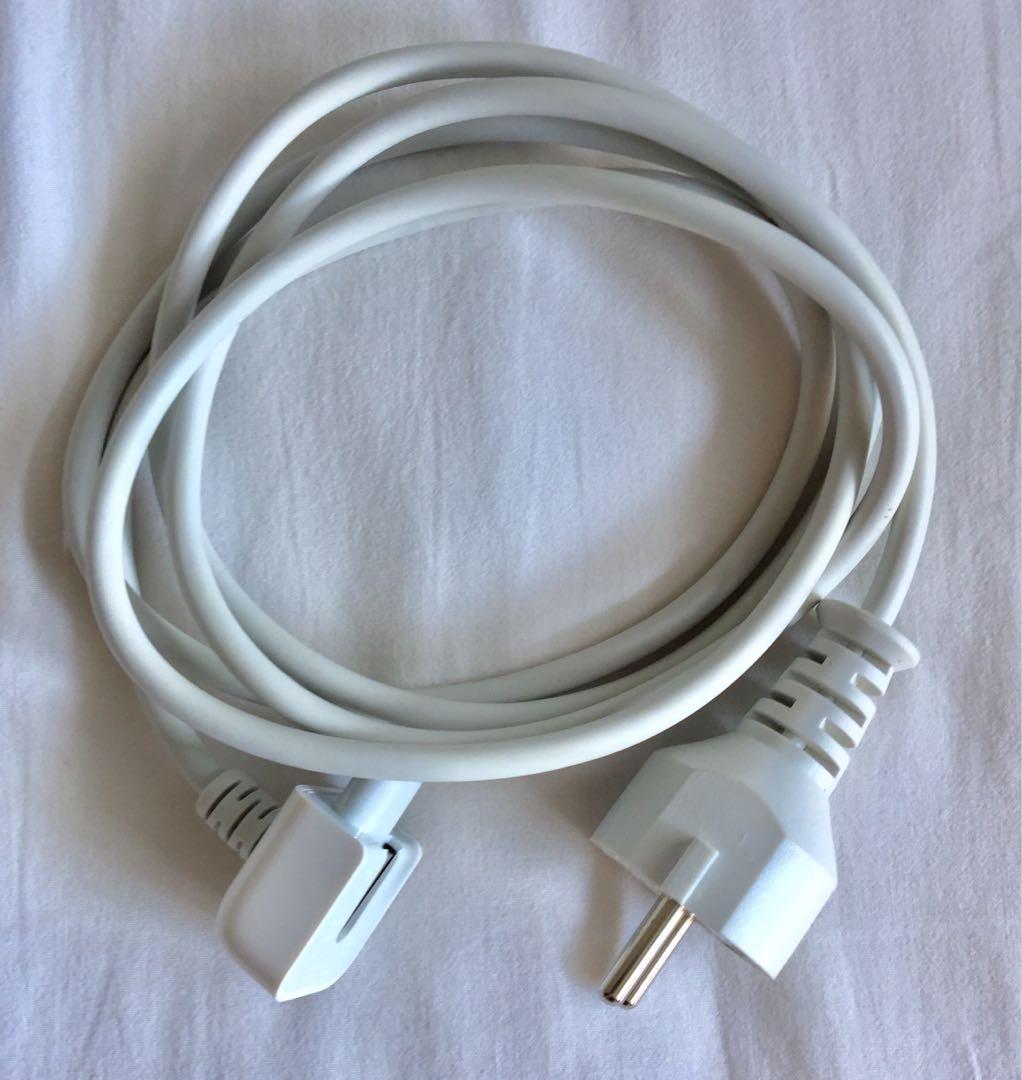 Apple 60W MagSafe Power Adapter Extension Cord (Category: Cables & Adaptors) located in Pasay City. Submitted by Declutter_Cha (Listing ID 1097444397, Image 1). Description: - Used this with an L-tip style power adapter (last photo) used for MacBook and 13-inch MacBook Pro laptops with MagSafe port - RFS: No longer using this. My first MagSafe power adapter broke (2nd to the last photo). Have since bought a new one. .