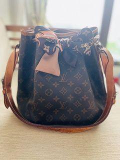 Pre-loved Louis Vuitton Vavin GM Tote Shoulder Bag SR0071, Luxury, Bags &  Wallets on Carousell