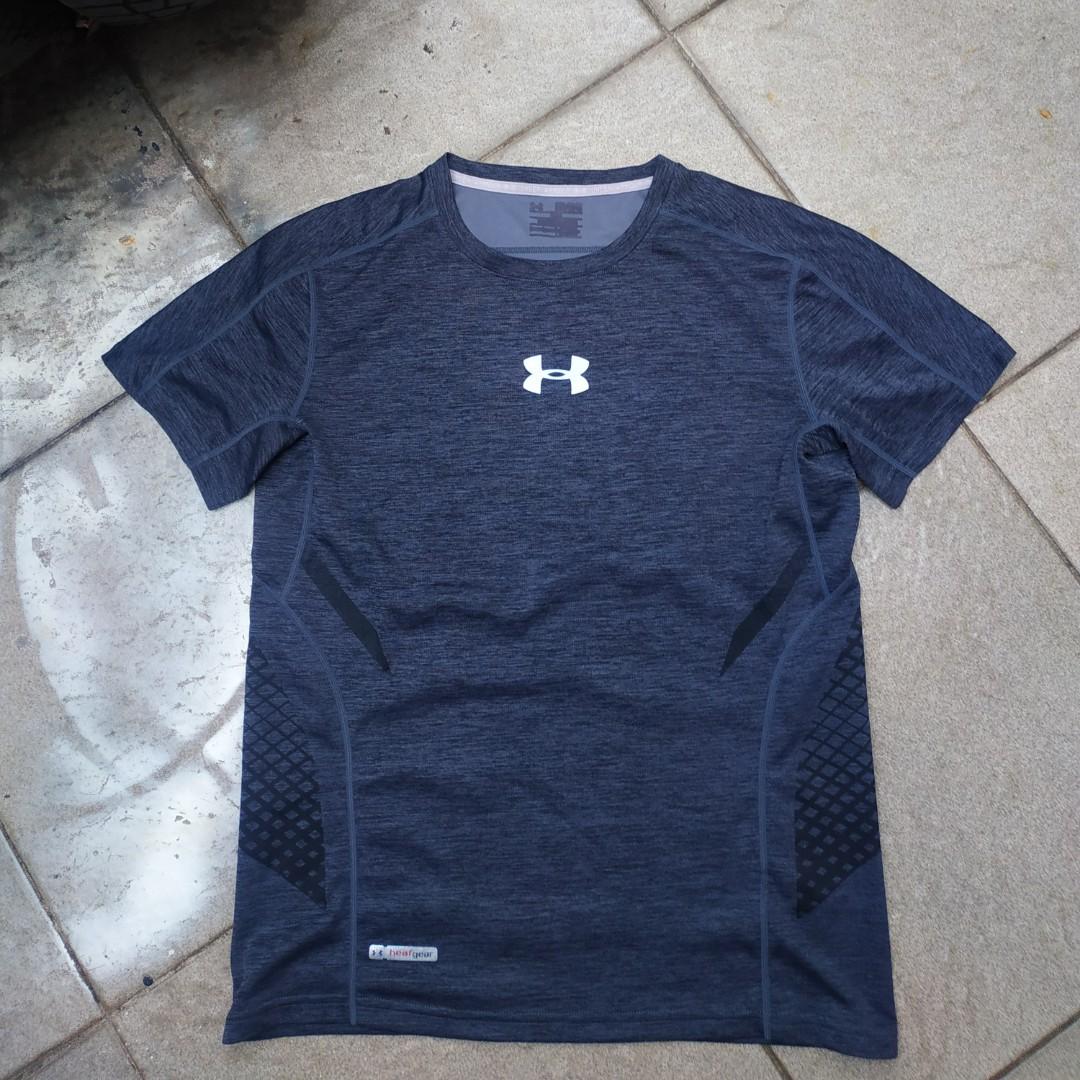 Merek baju under armour on sale