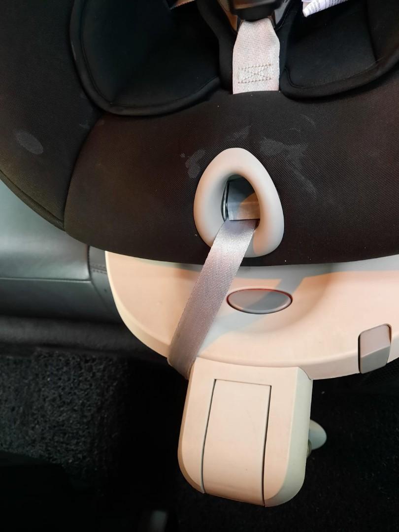 Britax Dualfix, 360 rotation, Babies & Kids, Going Out, Car Seats on