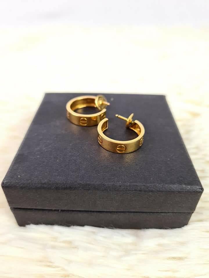 Cartier gold earrings clearance