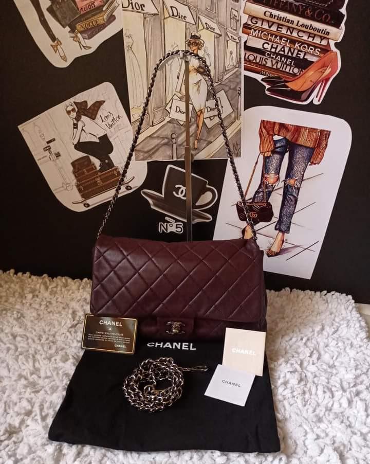 Chanel Classic Flap Bag (Category: Luxury Bags & Wallets) located in Manila. Submitted by bagislifeshop (Listing ID 1097402140, Image 1). Description: •Chanel Classic Flap Bag• ☑️Available in Bacolod ✅💯% authentic ✅In lambskin leather ✅In dark purple ✅Condition: 8.5/10 ✅with dustbag, card,booklet and 2 straps.