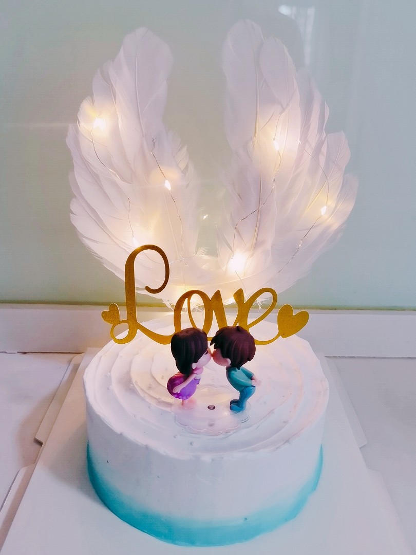 Online Couple cake heart shaped cake Delivery | GoGift