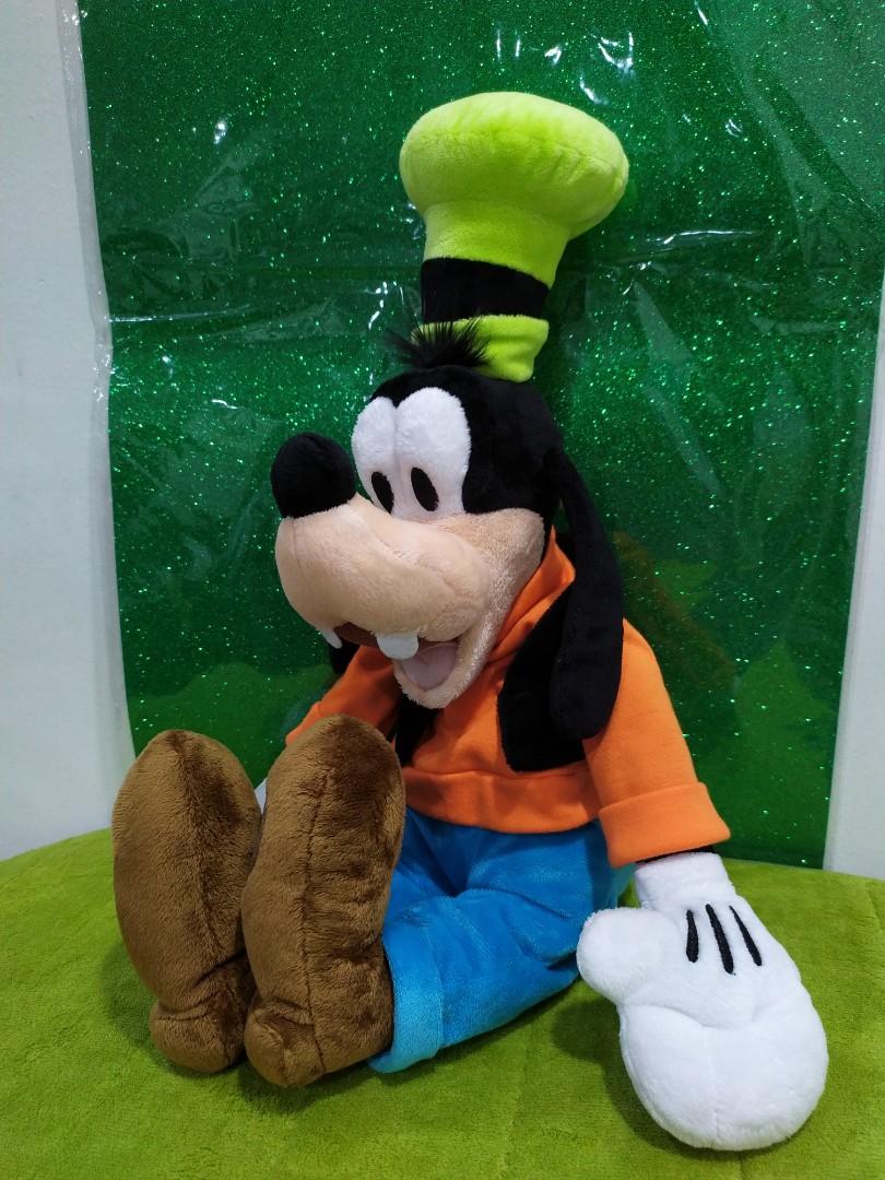 Goofy plush disney hot sale store