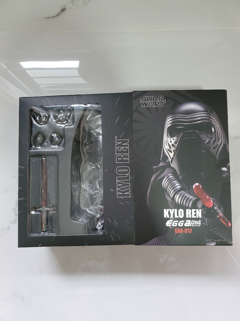 Figurine Egg Attack Action EAA-017 Kylo Ren - Star Wars - Occasion