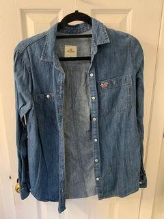 Hollister throw on top size medium