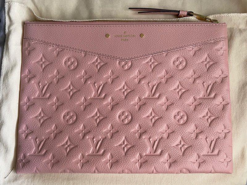 Félicie leather clutch bag Louis Vuitton Pink in Leather - 38136554