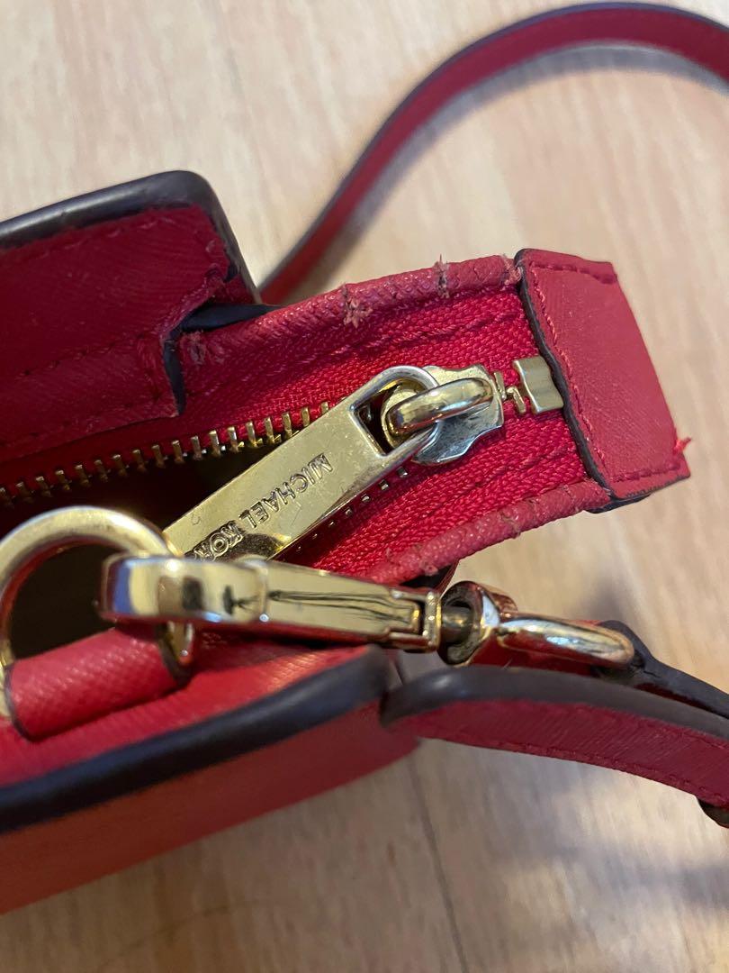 Michael Kors Selma Crossbody Review & whats in my bag with mod shots Bright  Red 