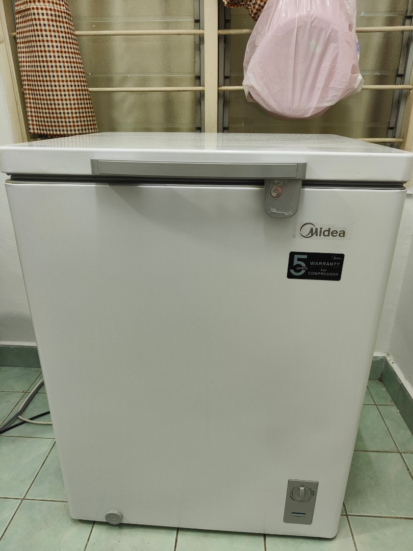 Midea Freezer 130L R600a, TV & Home Appliances, Kitchen Appliances