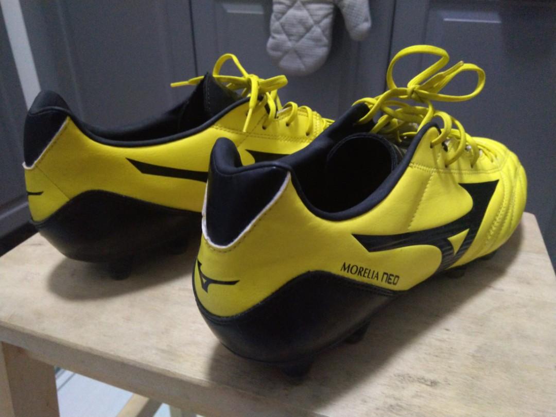 Mizuno Morelia Neo UT MD boots