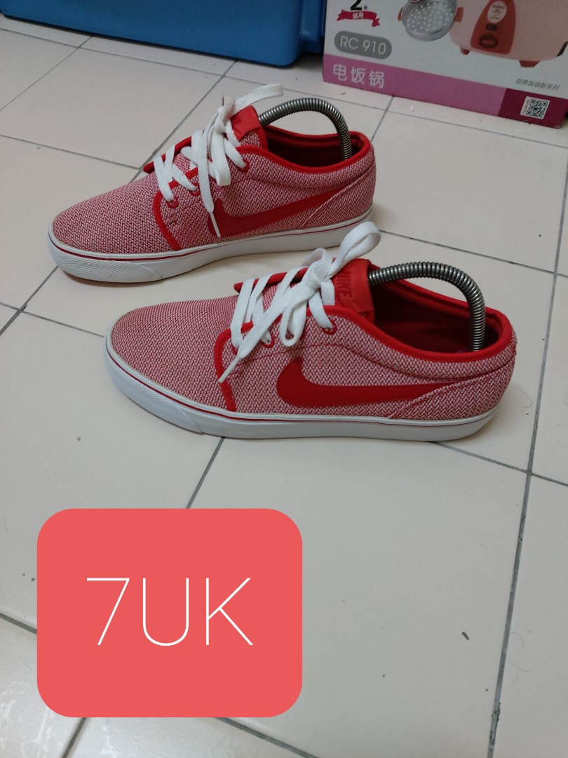 Nike sale toki red