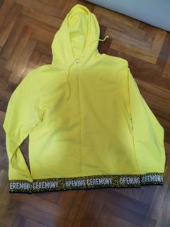 (Category: ) located in . Submitted by hautewear (Listing ID 1097467703, Image 1). Description: .