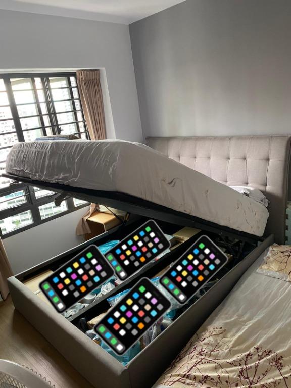 Courts storage outlet bed