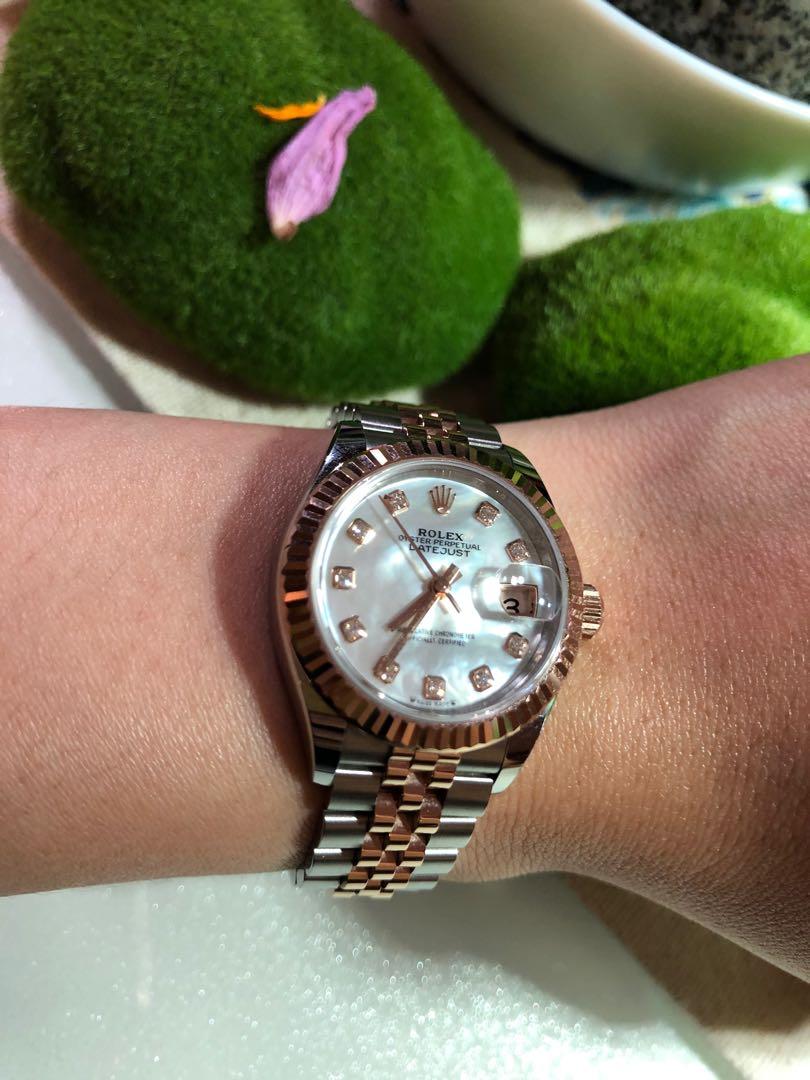 Rolex datejust 28mm mother of pearl best sale