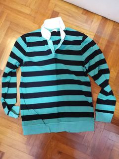 (Category: ) located in . Submitted by hautewear (Listing ID 1097469421, Image 1). Description: .